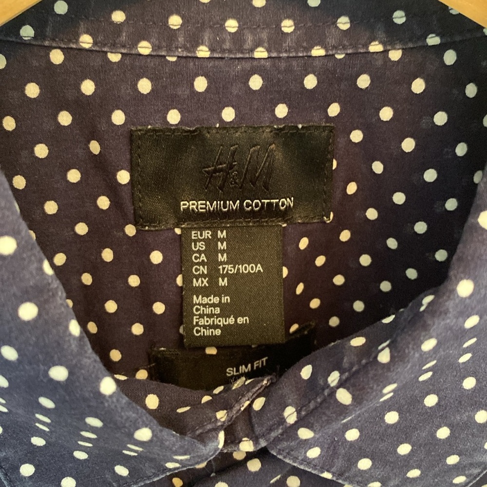 H&M / Men’s Short Sleeve Shirt / Navy Polka Dot / Medium - Picture 3 of 8
